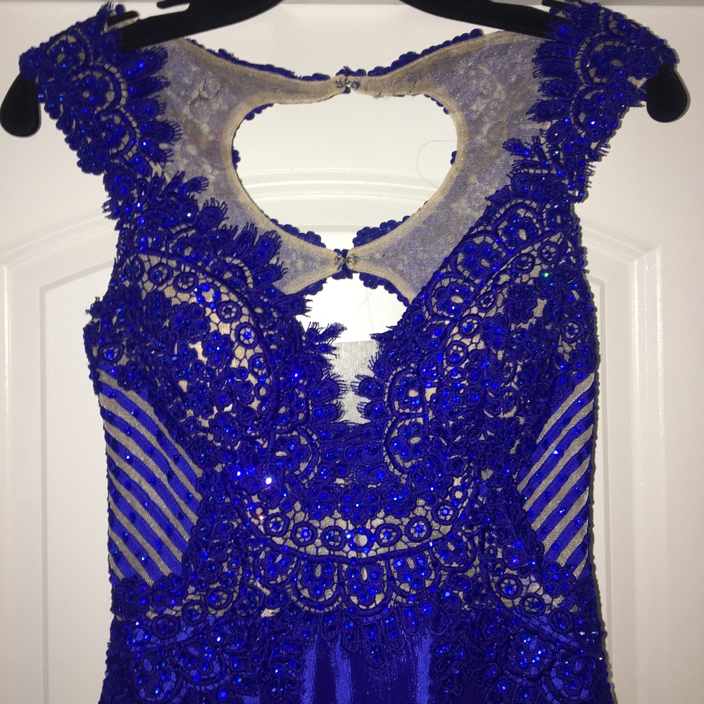 Royal blue prom dress - Picture 7 of 8